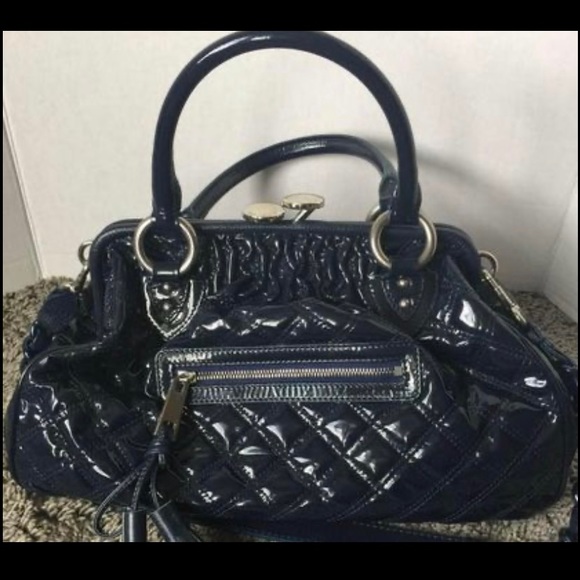 Marc Jacobs dark blue quilted patent leather Stan-top handle shoulder bag. - Picture 2 of 5